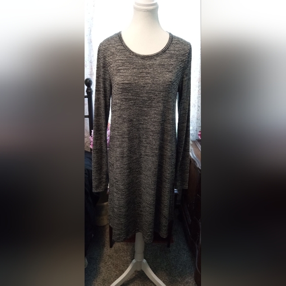 Long Sleeve Fall Dress Size M - Picture 4 of 7